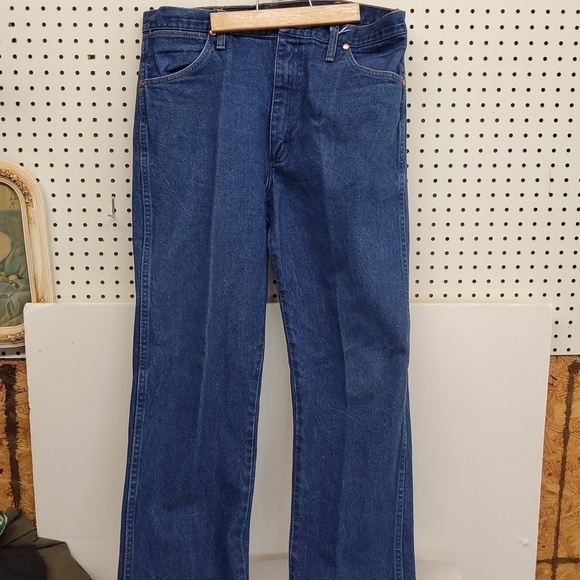 Wrangler Other - Wrangler 13MWZ men's size 36 x34 jeans EUC